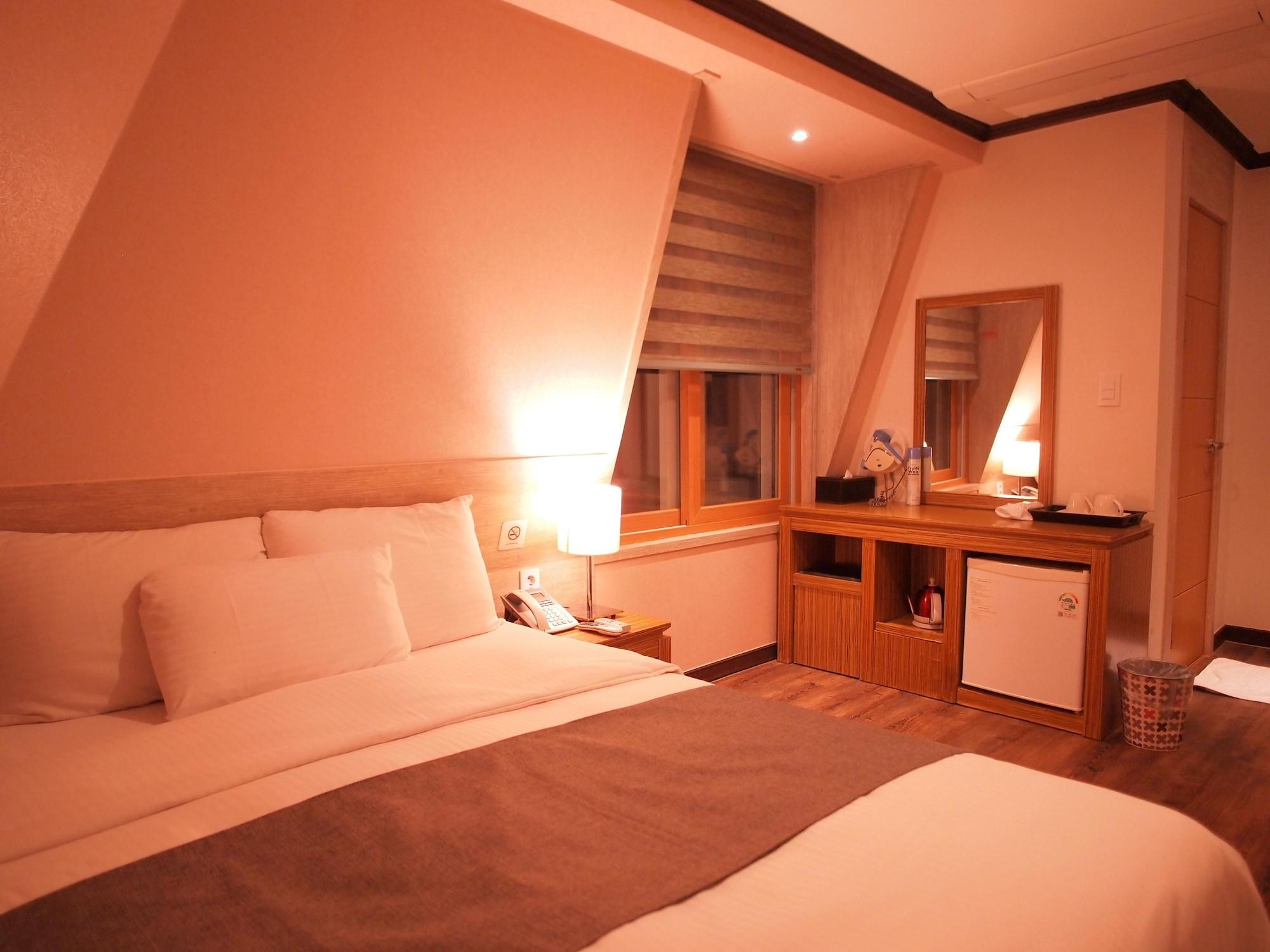 ג'גו Hotel Four Seasons מראה חיצוני תמונה